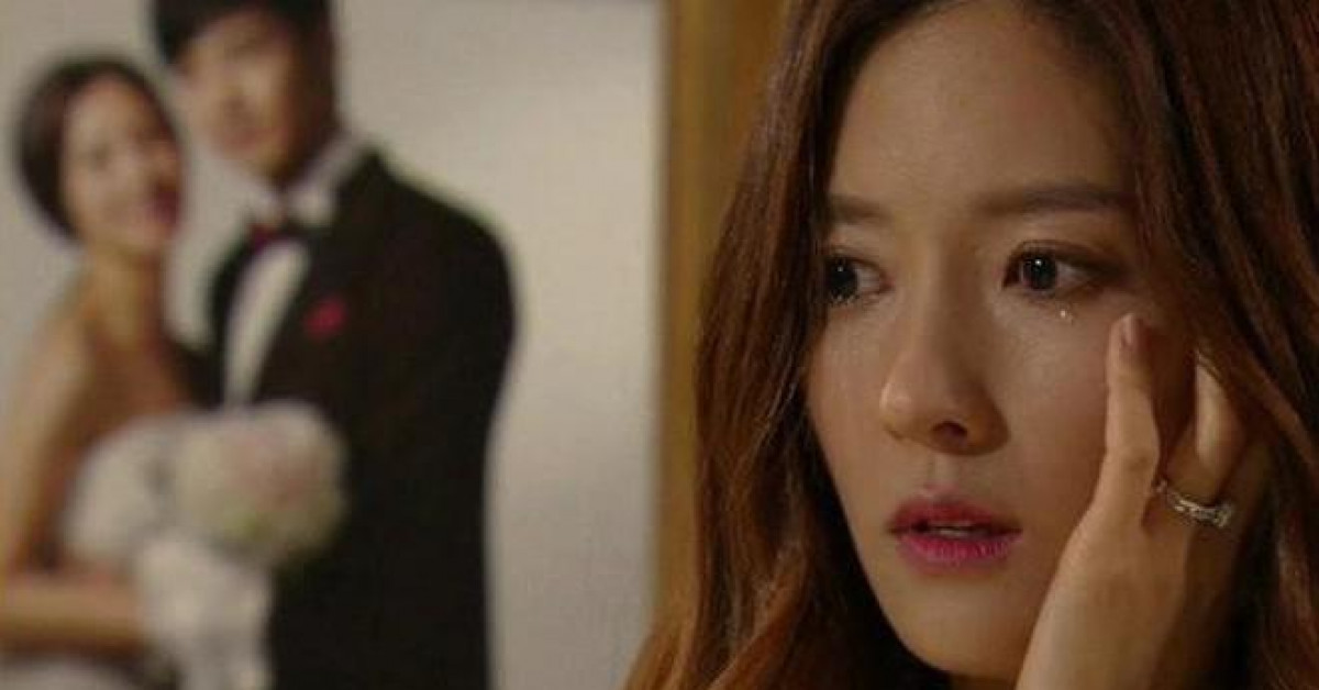 Bạn trẻ - Cuộc sống - Đêm tân hôn tan tành, chồng ném lại bộ quần áo ngủ và đi mất hút sau cuộc điện thoại