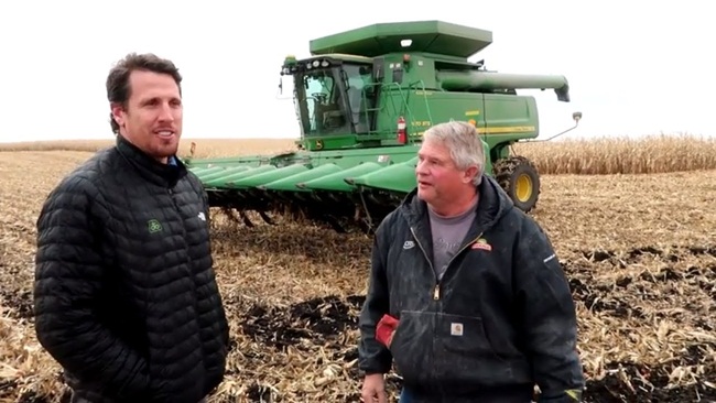 Ở thời điểm đó, video của Jack Johnson tải lên chỉ ghi lại những thăng trầm của việc làm nông vào mùa xuân ở Minnesota và các vấn đề nhỏ gặp phải khi trồng ngô. Nhưng đến mùa thu 2017, khán giả mới chú ý các video clip của anh.