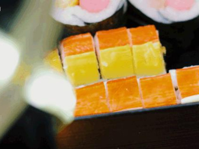 Video: Độc đáo sushi giá rẻ ở trung tâm TP HCM