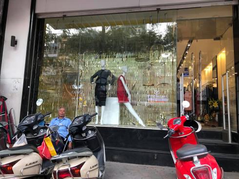 Loạt cửa hàng đóng sau vụ lùm xùm cắt mác, SEVEN.AM "tái xuất" có gì thay đổi? - 7