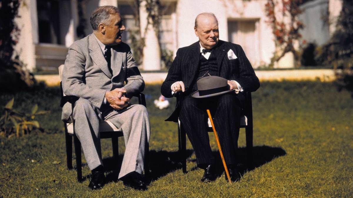 Trước một Hitler cực mạnh, Churchill trở thành vị cứu tinh của cả châu Âu như thế nào? - 4