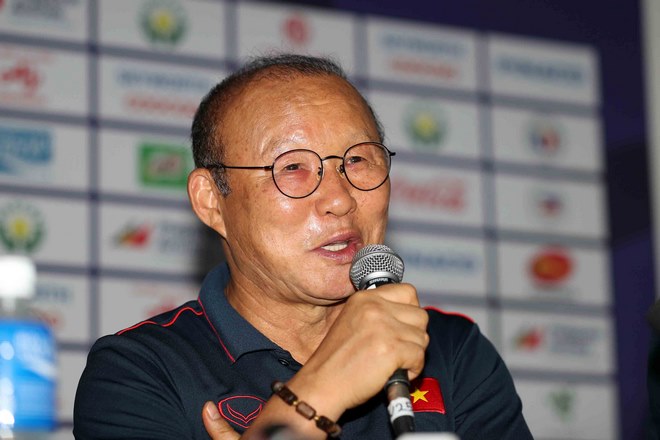 Thầy Park hào hứng chia sẻ về trận bán kết giữa U22 Việt Nam và U22 Campuchia.