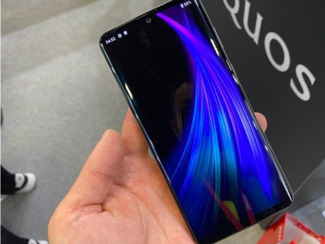 Thời trang Hi-tech - Ra mắt smartphone đầu tiên trên thế giới có màn hình 240 Hz