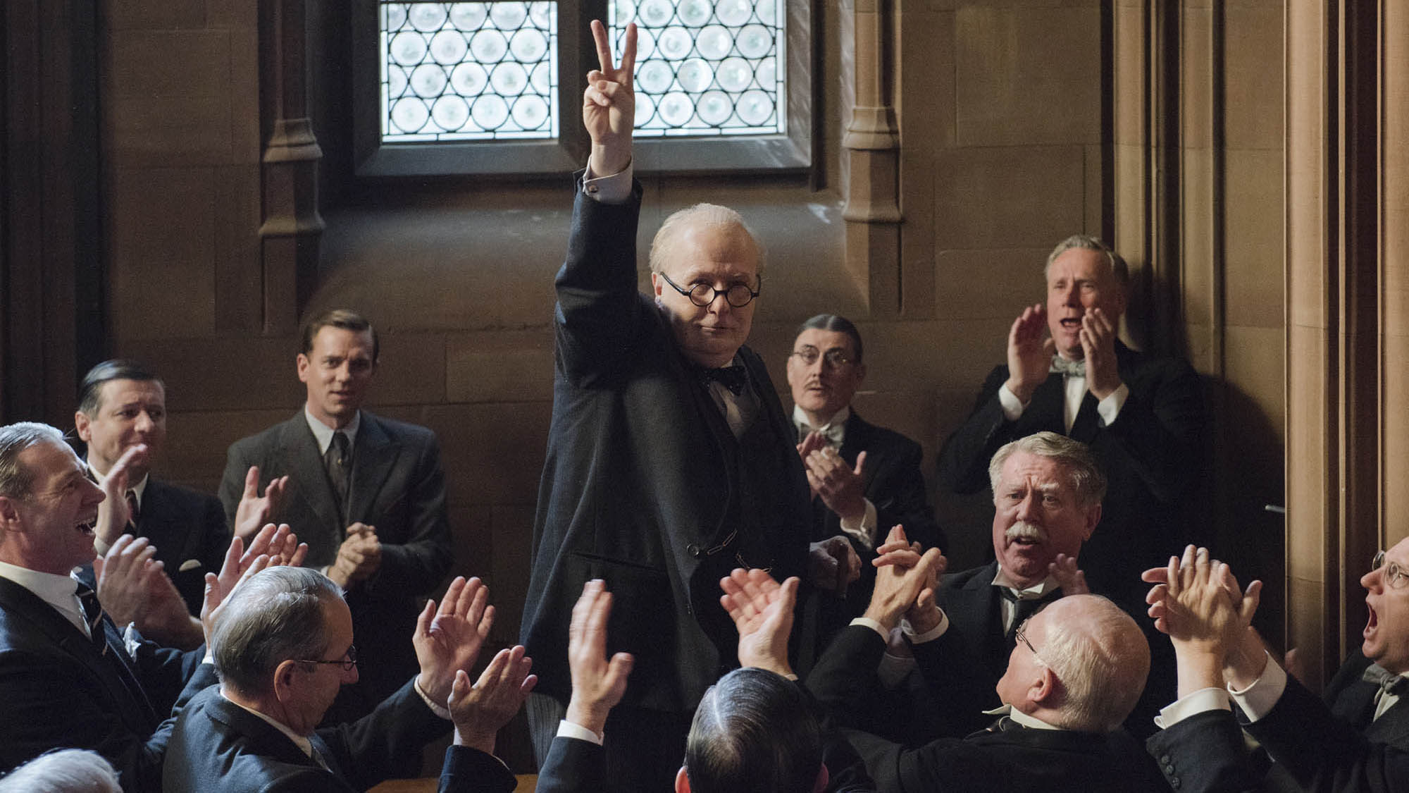 Churchill đã lãnh đạo nước Anh trong cuộc chiến đơn độc với phát xít Đức (ảnh minh họa)