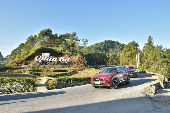 Sao Việt và cuộc chiến “giành vô lăng” trên hành trình Hà Giang - 4