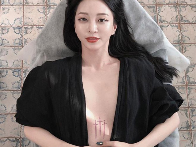 Người đẹp Han Ye Seul là tín đồ của nghệ thuật xăm mình