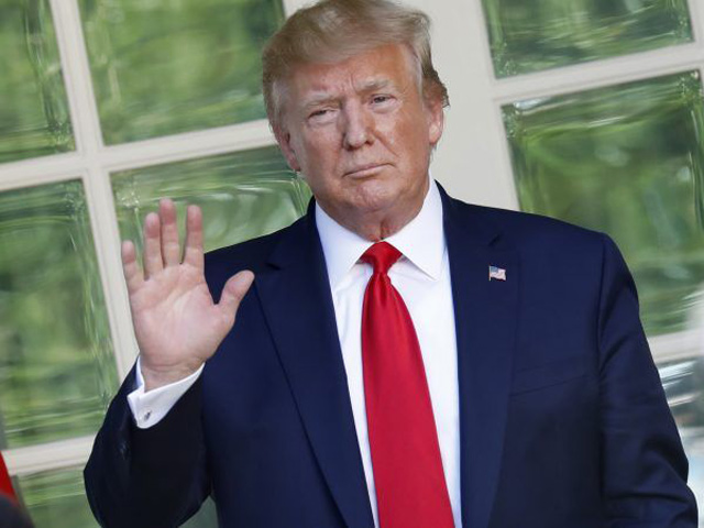 Thời trang Hi-tech - Tổng thống Trump bị nhắc nhở vì… dùng iPhone bảo mật kém