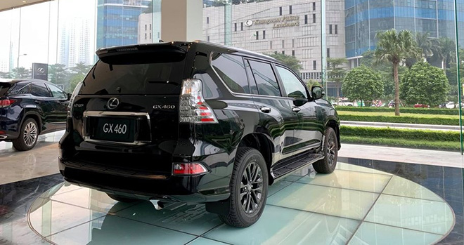 Cận cảnh Lexus GX 460 2020 tại đại lý, chào sân các đại gia Việt - 3