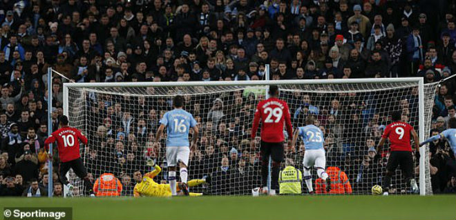 Trực tiếp bóng đá Man City - MU: Kiên cường đạt thành quả xứng đáng (Hết giờ) - 2