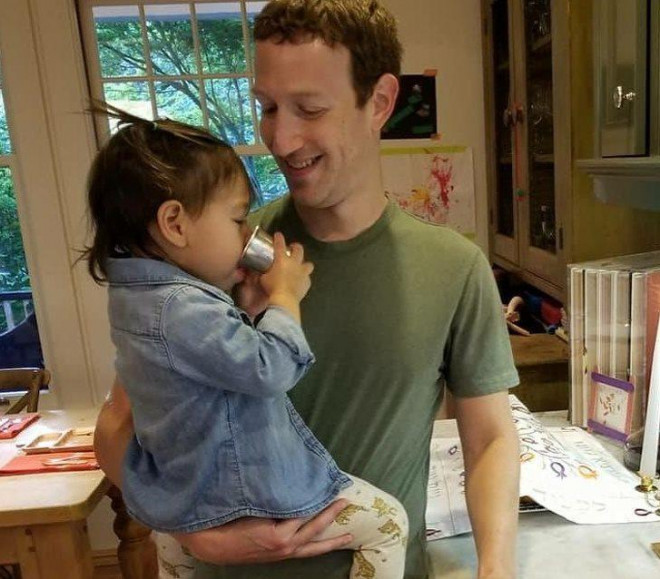 20 lần Mark Zuckerberg chứng minh “gia đình là số 1” - 14