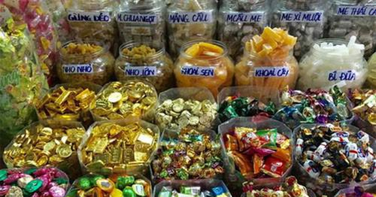 Thị trường - Tiêu dùng - Lựa chọn thực phẩm, bánh kẹo an toàn trong dịp Tết