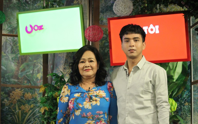 Hồ Quang Hiếu và mẹ chia sẻ những câu chuyện thú vị trong chương trình "Con tôi vô số tội".