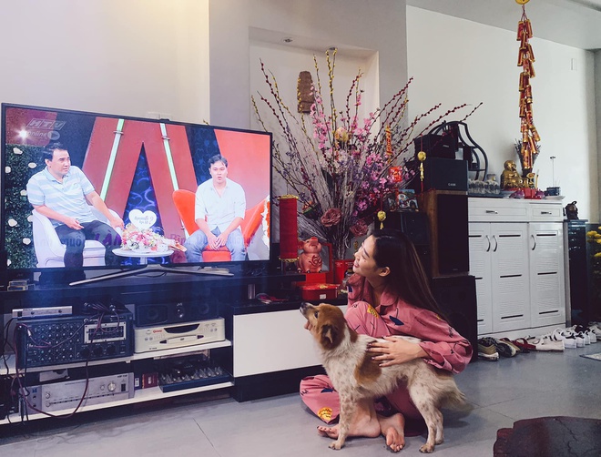 24 tuổi, tân Hoa hậu hoàn vũ Việt Nam có xe riêng, cuộc sống giàu có kín tiếng - 3