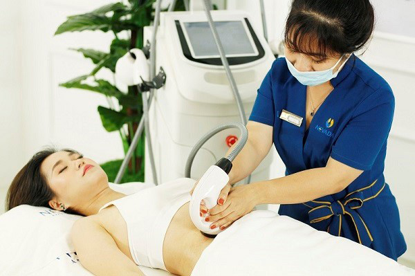 Diễn viên Lâm Vỹ Dạ sử dụng dịch vụ tại Nevada