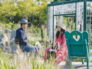 Kinh doanh - Vợ chồng bỏ việc về quê sống, biến khu đất ruộng thành nơi ở &quot;vạn người mê&quot;