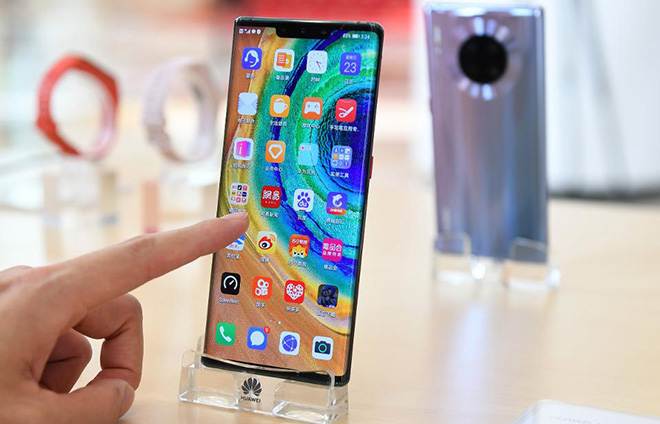 Huawei từng muốn từ bỏ kinh doanh smartphone - 1