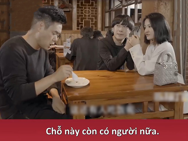 Video Clip Cười - "Chọc giận" thanh niên FA nơi công cộng, cặp đôi nhận cái kết