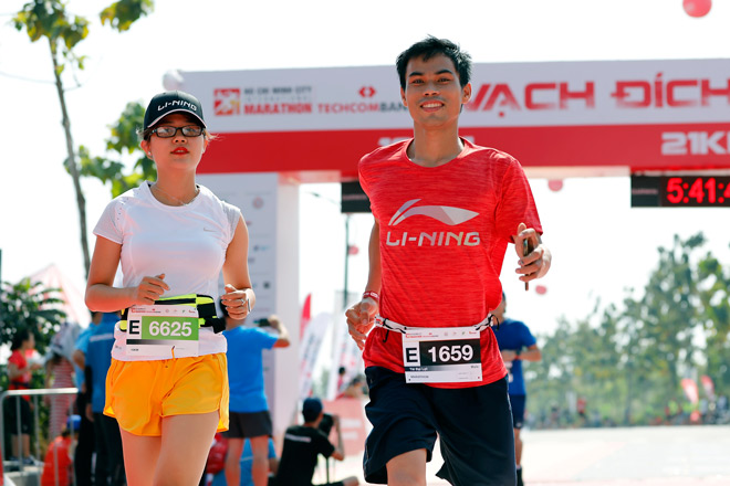 Li-Ning tiếp lửa cho những bước chạy tại giải Marathon Quốc Tế TPHCM Techcombank 2019 - 4