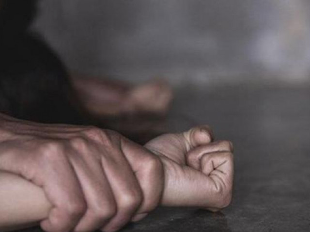 Pháp luật - Làm bạn gái "nhí" sinh con, nam thanh niên vướng vòng lao lý