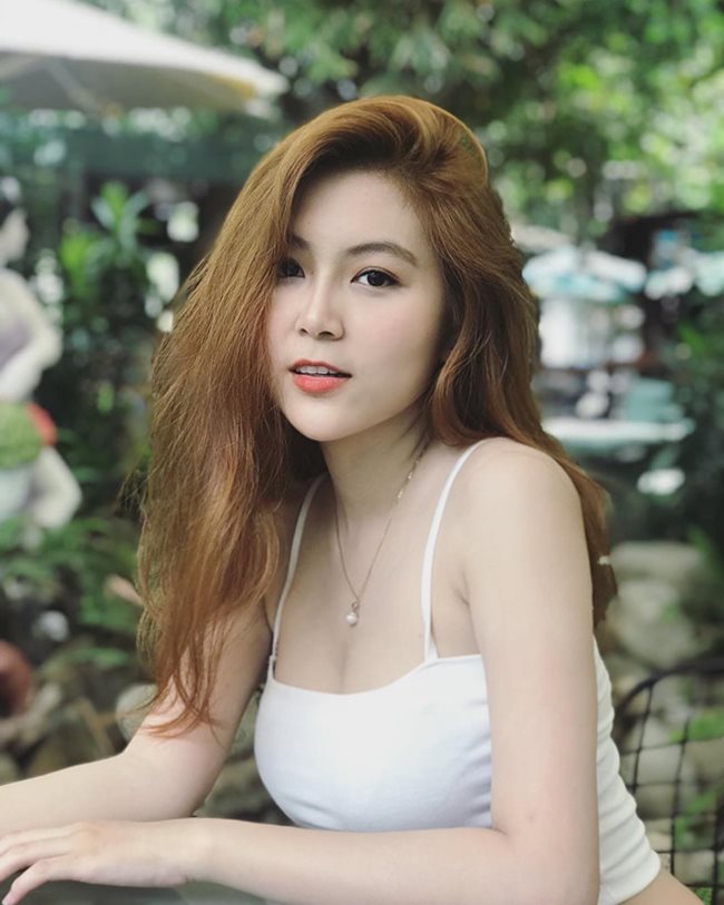 Sau loạt clip này, thông tin về cô gái tên Trần Trân đã được cộng đồng mạng truy tìm.