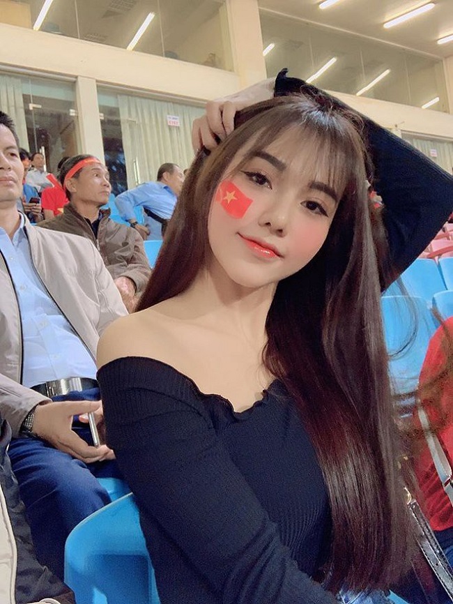 Cô gái Đồng Nai sinh năm 1997 ghi điểm bởi nét mặt xinh xắn, dễ thương.