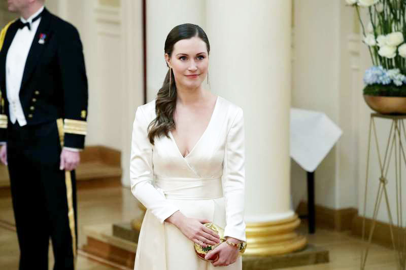 Trước khi là Thủ tướng, Marin từng giữ chức Bộ trưởng Giao thông và Truyền thông Phần Lan