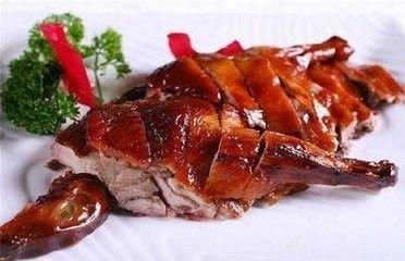 Vịt quay là món ăn cực kỳ được ưa chuộng ở Trung Quốc