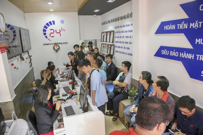 Thị trường sửa chữa thiết bị công nghệ cạnh tranh khốc liệt