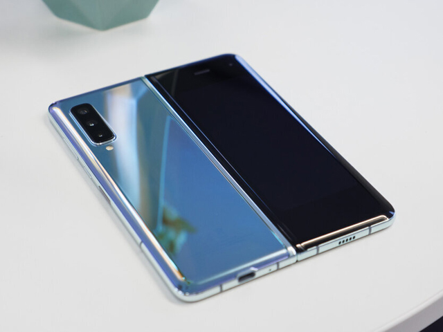Dế sắp ra lò - Galaxy Fold cán mốc 1 triệu chiếc khá chóng vánh