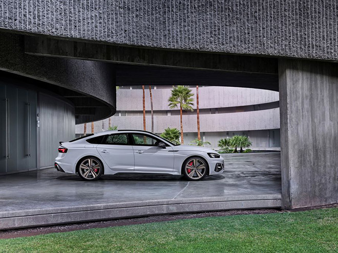 Audi RS5 2020 facelift trình làng với hai phiên bản, giá từ 2,14 tỷ đồng - 2