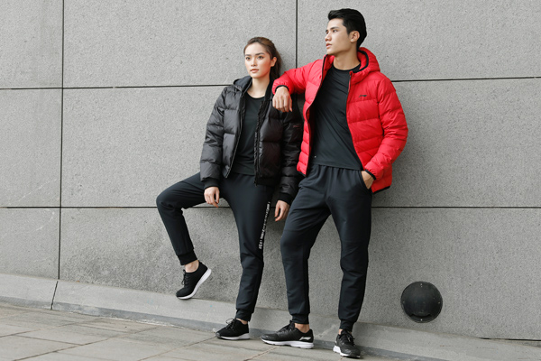 Những chiếc áo lông vũ siêu nhẹ, ấm áp, phù hợp cho những ngày đại hàn