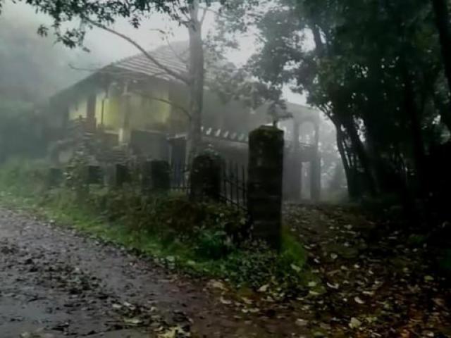 Tin tức trong ngày - Khám phá những biệt thự cổ ma mị trên đỉnh cao 1.450 mét