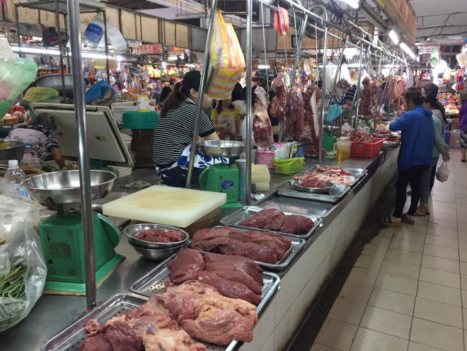 Giá heo leo thang từng ngày, miền Bắc tiệm cận 100.000 đồng/kg - 1