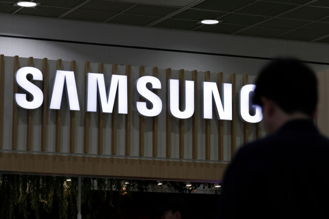 Samsung sẽ sử dụng màn hình mỏng như tơ cho Galaxy Fold 2 - 2