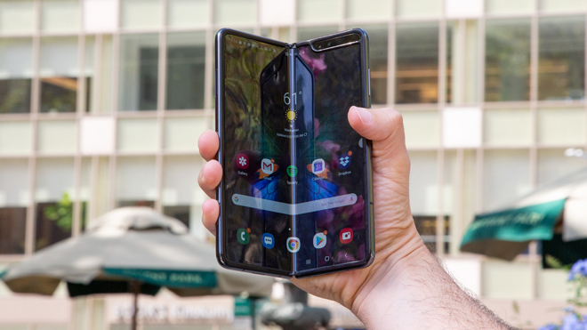 Samsung Galaxy Fold bước đầu khá thành công tại nhiều thị trường.