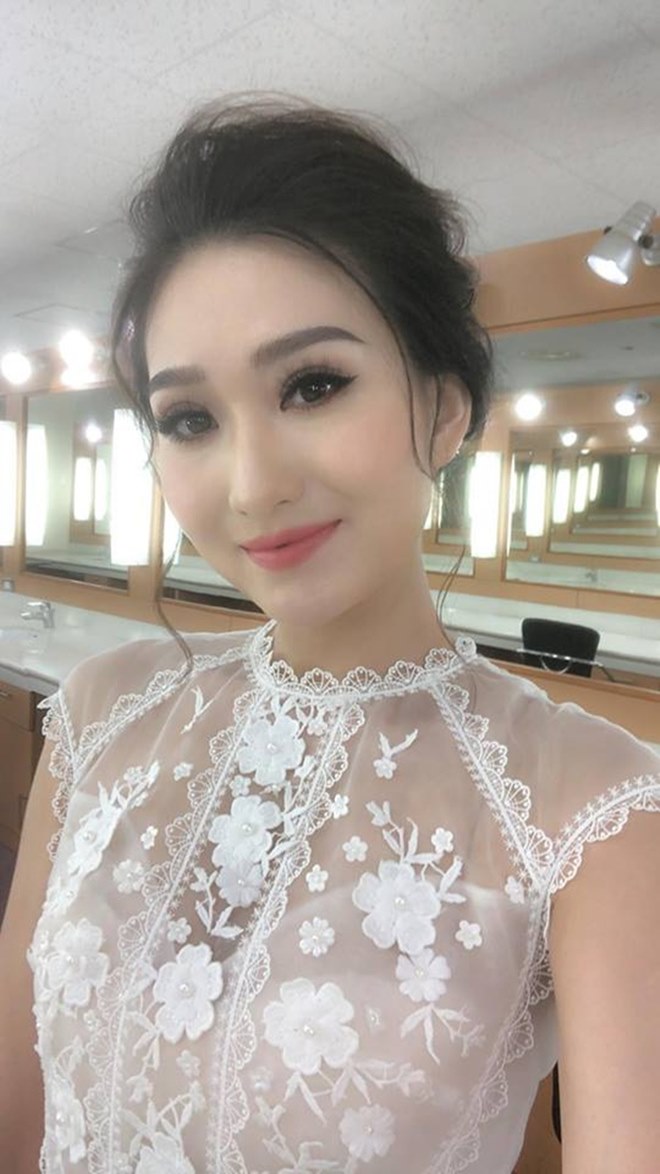 2 nữ MC xinh đẹp VTV không được dùng tên thật khi lên sóng là ai? - 4