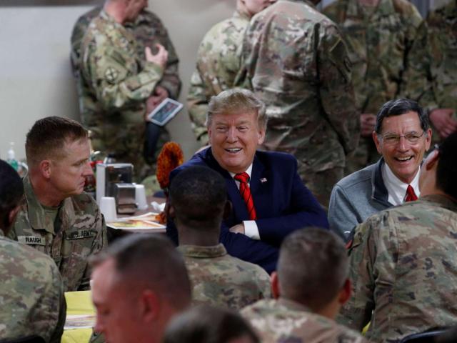 Thế giới - Động thái bất ngờ của ông Trump sau chuyến thăm bí mật tới Afghanistan