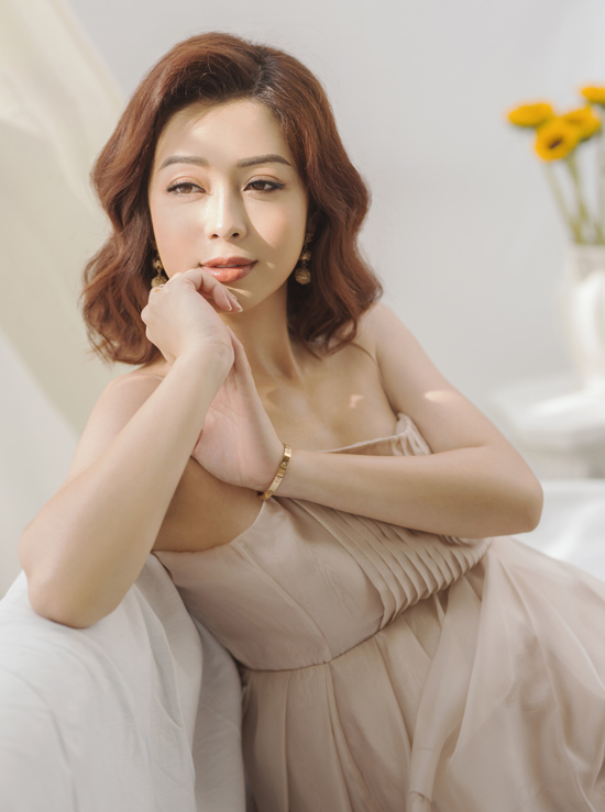 Bí quyết để Jennifer Phạm mang bầu vẫn đẹp như tiên sa - 10