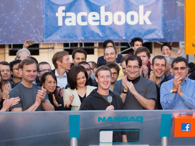 Tổng kết 10 năm "lên voi xuống chó" của Mark Zuckerberg - 5