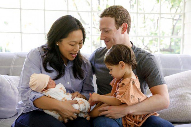 Năm 2017, vợ chồng Zuckerberg đón con
gái thứ hai, August.