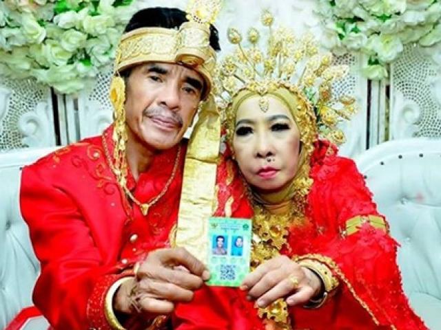 Bạn trẻ - Cuộc sống - Xôn xao chuyện tình của đại gia thành đạt U60 lần đầu lên xe hoa với "hoàng tử chân đất"