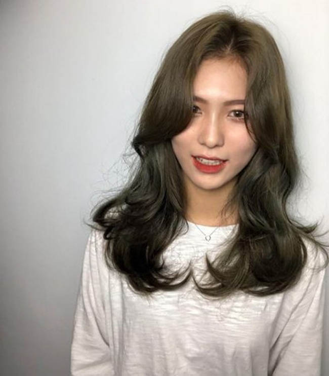 Gợi ý những kiểu tóc xoăn Hàn Quốc cực đẹp cho mùa đông - 6