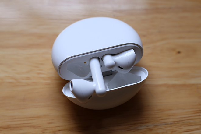 Ảnh thực tế tai nghe không dây khử tiếng ồn FreeBuds 3, "sát thủ" AirPods - 8