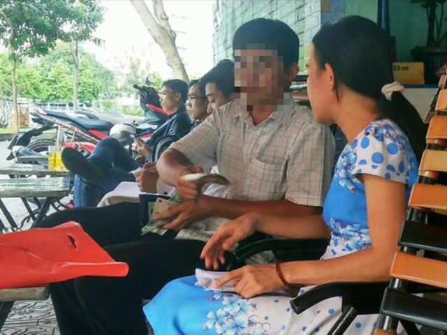 Thị trường - Tiêu dùng - Cẩn trọng mua tiền lì xì "độc, lạ"