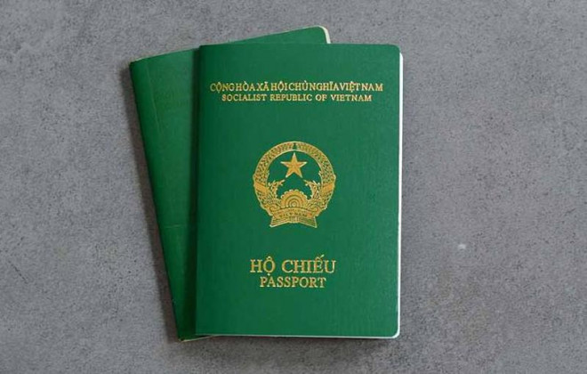 Người dân có thể yêu cầu cấp hộ chiếu chíp điện tử - 1