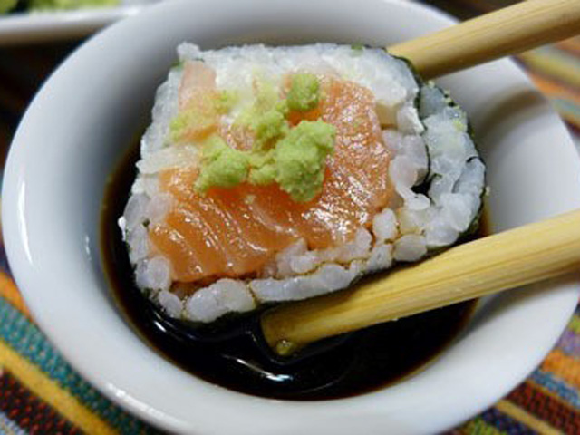 Mách bạn cách giảm cân bằng sushi