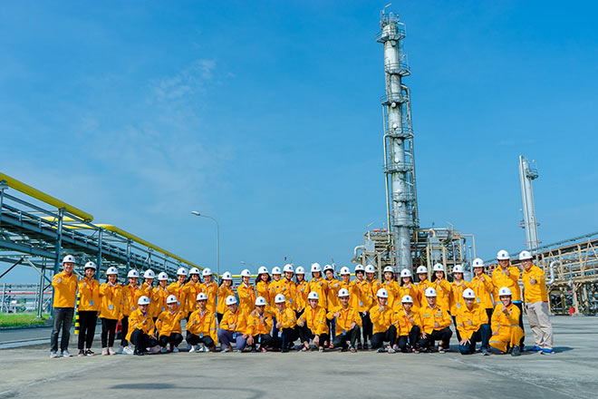 KCM trao tặng học bổng cho sinh viên trong chương trình “Gieo hạt giống tương lai năm 2019” - 2