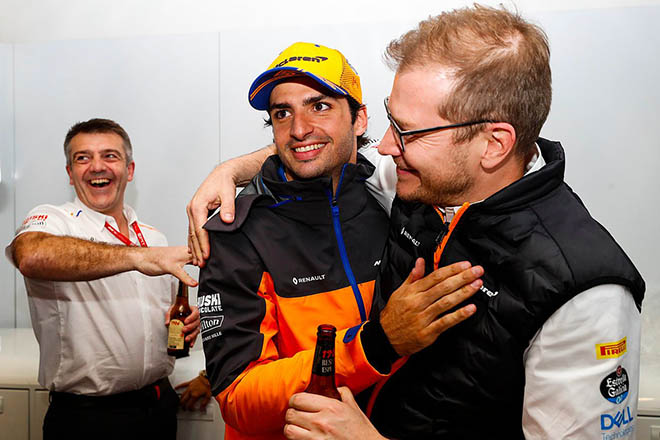 Sainz cùng trưởng đội đua Seidl có năm đầu tiên tuyệt vời cùng McLaren