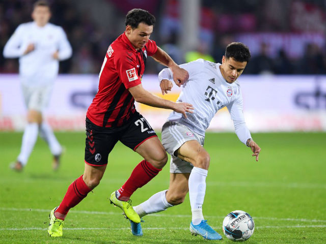 Bóng đá - Video highlight trận Freiburg - Bayern Munich: Ác mộng phút bù giờ, SAO 18 tuổi rực sáng
