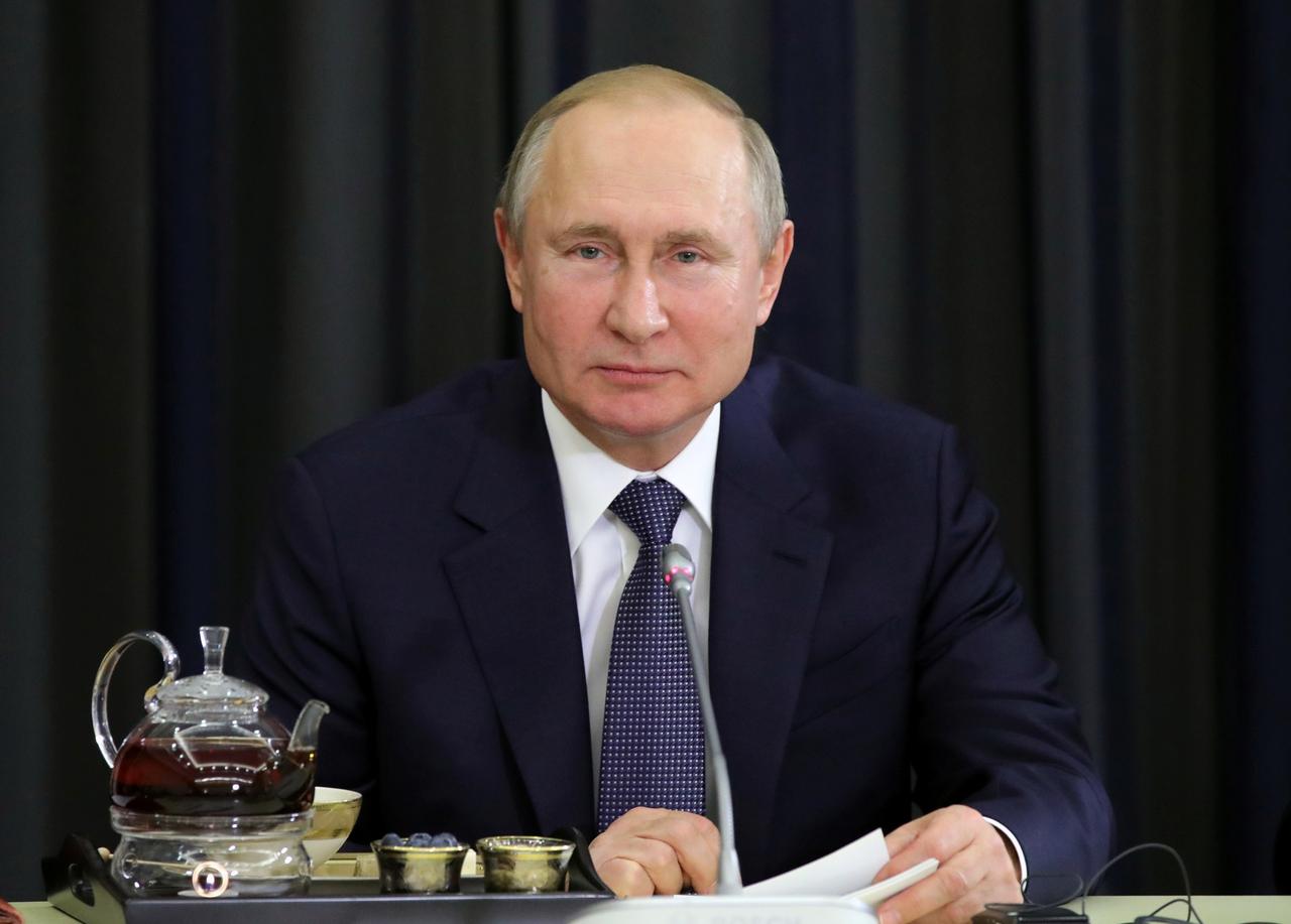 Tổng thống Nga Vladimir Putin phát biểu trong cuộc họp báo cuối năm được tổ chức tại Moscow (ảnh: Reuters)